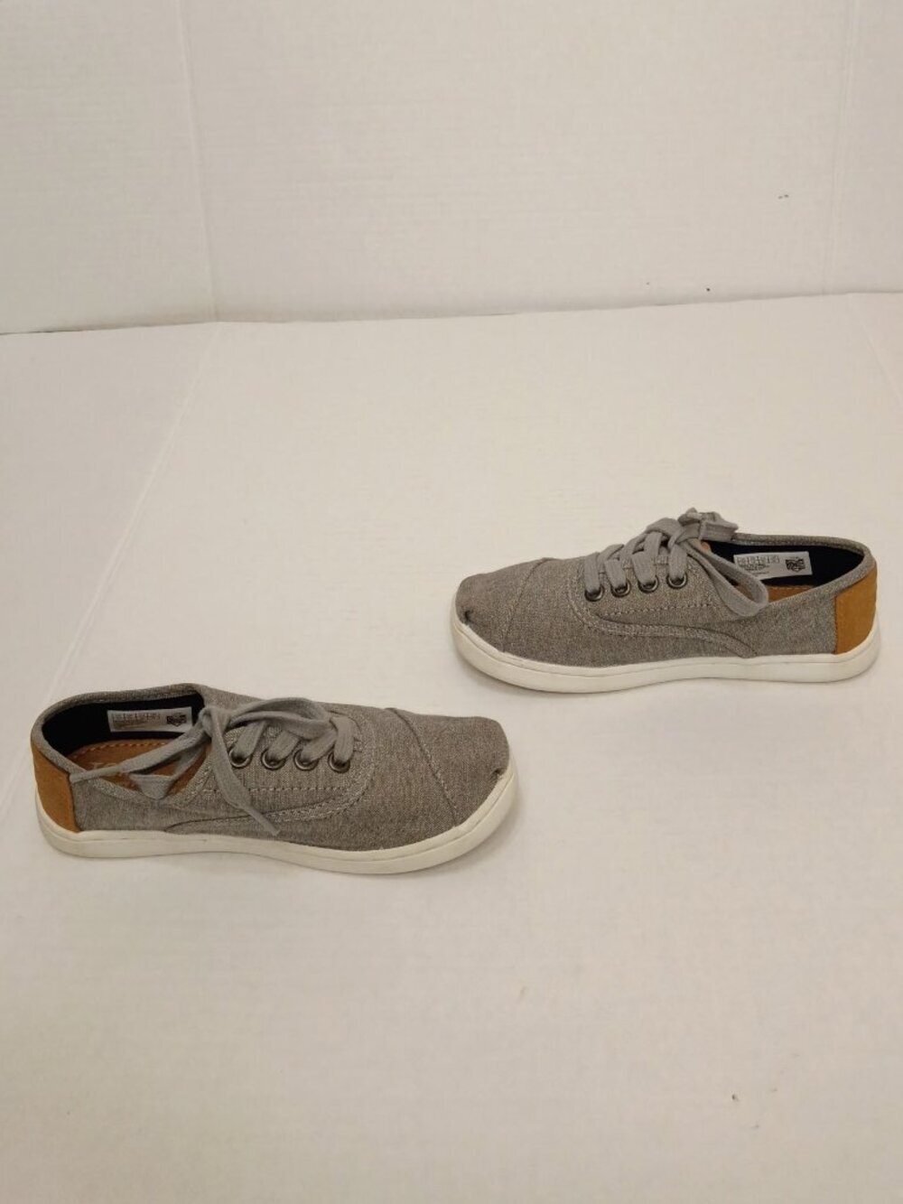 TOMS Youth Cordones Grey Canvas Lace Up Sneakers Size 13 - Picture 2 of 8